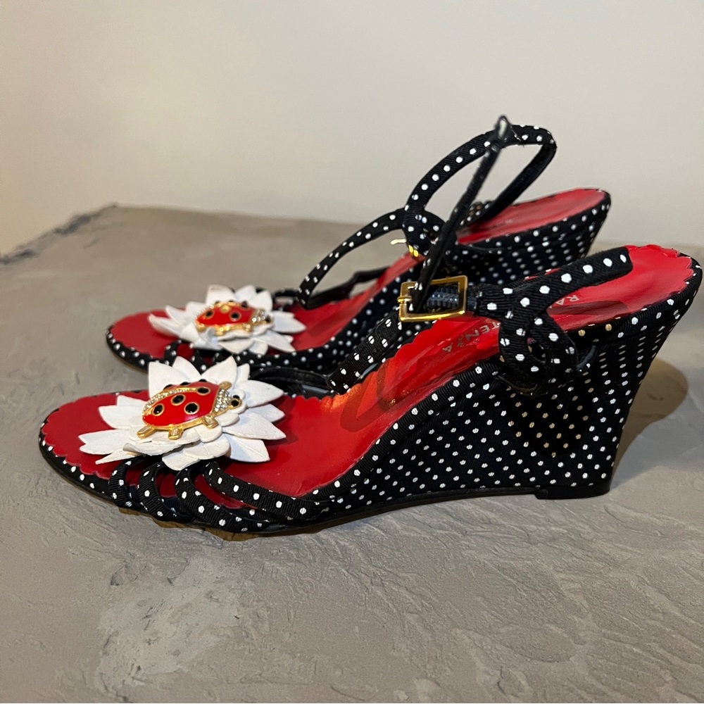 RAMÓN TENZA LADYBUG POLKA DOT WEDGE- Sz 8